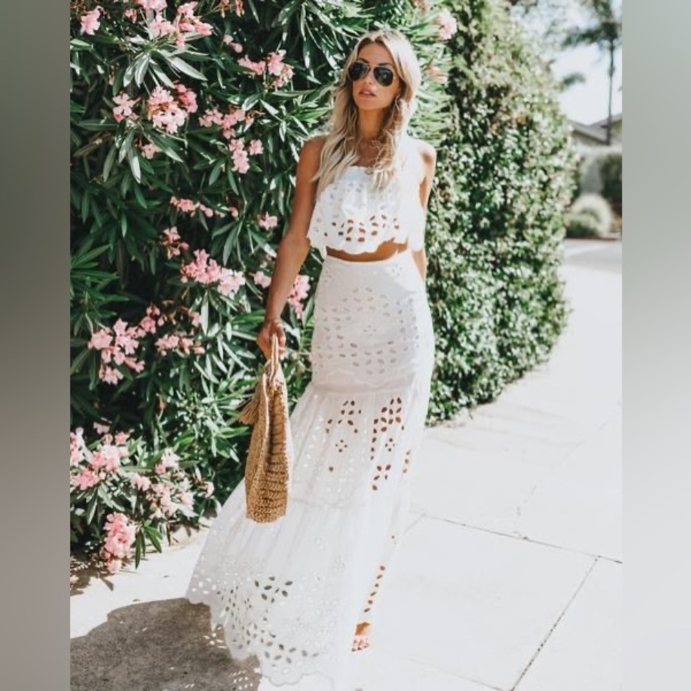 FLAWLESS COTTON EYELET MAXI SKIRT- WHITE